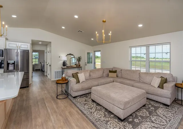 Photo 4 of Single family home for sale at 208 W Hollie Rd, Okemah, OK 74859 | MLS# 1252584 | Listing updated on 2026-10-07