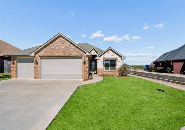Single family home for sale at 2186 SW 56th Street, Lawton, OK 73505 | MLS# 1252596
