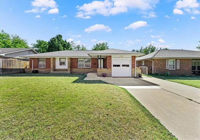 Single family home for sale at 2206 Dublin Rd, Oklahoma City, OK 73120 | MLS# 1252598