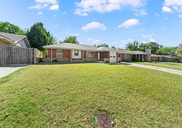 Photo 3 of Single family home for sale at 2206 Dublin Rd, Oklahoma City, OK 73120 | MLS# 1252598 | Listing updated on 2026-10-08