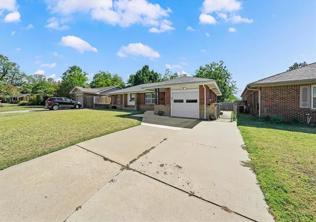 Photo 4 of Single family home for sale at 2206 Dublin Rd, Oklahoma City, OK 73120 | MLS# 1252598 | Listing updated on 2026-10-08