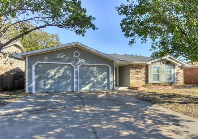 Photo 1 of Single family home for sale at 2037 Sierra St, Norman, OK 73071 | MLS# 1252609 | Listing updated on 2026-10-10