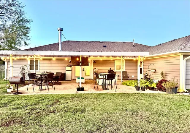 Photo 4 of Single family home for sale at 2505 Eugene Dr, Shawnee, OK 74804 | MLS# 1252616 | Listing updated on 2026-10-08