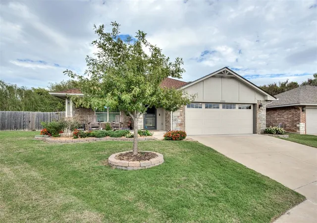 Photo 1 of Single family home for sale at 1232 Hickory Crk Dr, Yukon, OK 73099 | MLS# 1252625 | Listing updated on 2026-10-29