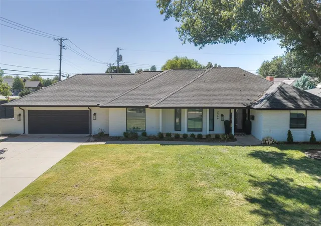 Single family home for sale at 2900 Elmhurst Ave, Oklahoma City, OK 73120 | MLS# 1252626