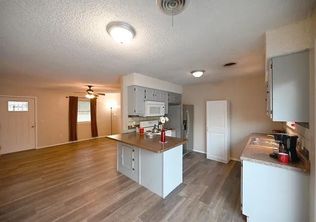 Photo 4 of Single family home for sale at 2102 W 24th Avenue, Stillwater, OK 74074 | MLS# 1252644 | Listing updated on 2026-10-20