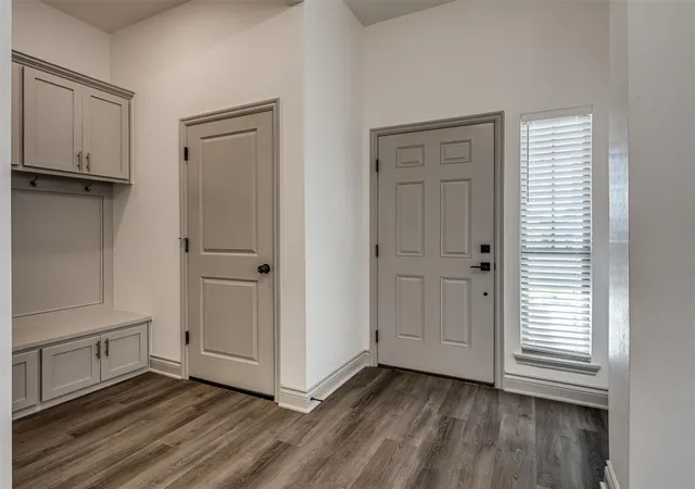 Photo 3 of Single family home for sale at 3305 Pagoda Pead Dr, Yukon, OK 73099 | MLS# 1252648 | Listing updated on 2026-10-11