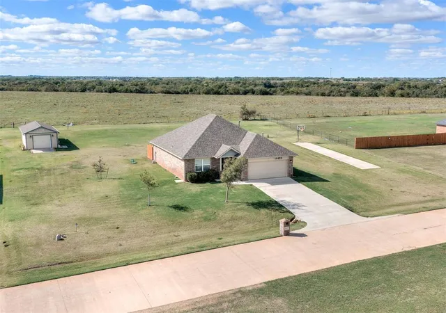 Photo 2 of Single family home for sale at 14425 Meadow Ridge Ln, Edmond, OK 73025 | MLS# 1252651 | Listing updated on 2026-10-19