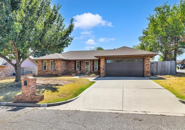 Single family home for sale at 617 SW 26th Street, El Reno, OK 73036 | MLS# 1252668