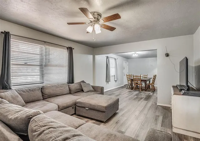 Photo 4 of Single family home for sale at 990936 S Candlewood Ln, Wellston, OK 74881 | MLS# 1252674 | Listing updated on 2026-10-09