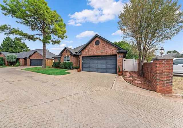 Photo 3 of Single family home for sale at 1422 N Cyn Way, Guthrie, OK 73044 | MLS# 1252675 | Listing updated on 2026-10-09
