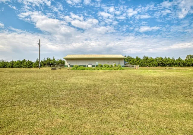 Photo 4 of Single family home for sale at 17900 W Lake Rd, Stillwater, OK 74075 | MLS# 1252677 | Listing updated on 2026-10-08