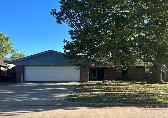 Photo 1 of Single family home for sale at 646 W Linden Dr, Mustang, OK 73064 | MLS# 1252682 | Listing updated on 2026-10-09