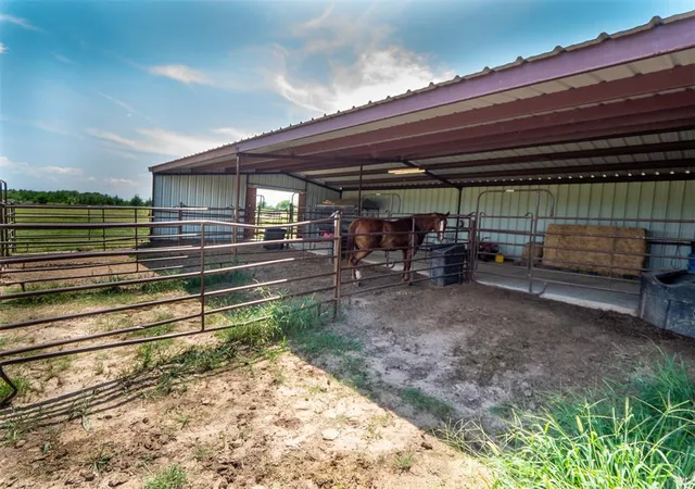 Photo 4 of Single family home for sale at 11494 Ns 3540, Prague, OK 74864 | MLS# 1252688 | Listing updated on 2026-10-11