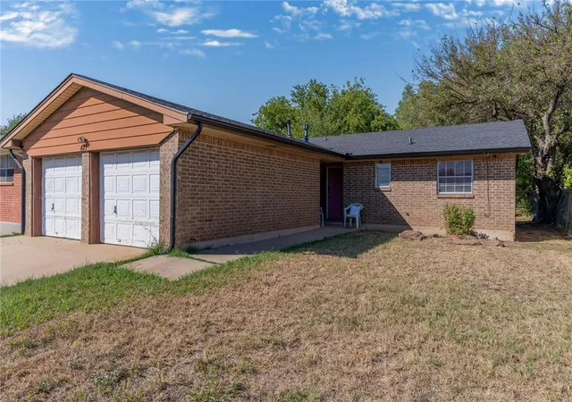 Photo 1 of Single family home for sale at 421 Nw 89th Street, Oklahoma City, OK 73114 | MLS# 1252691 | Listing updated on 2026-10-09