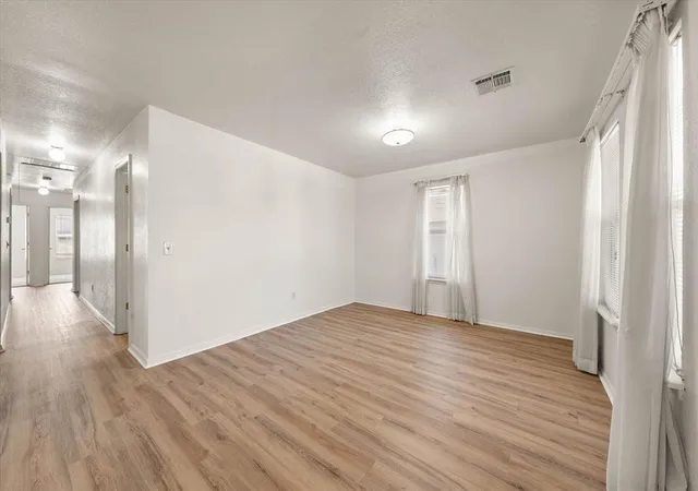 Photo 4 of Single family home for sale at 812 SE 19th Street, Oklahoma City, OK 73129 | MLS# 1252705 | Listing updated on 2026-10-08