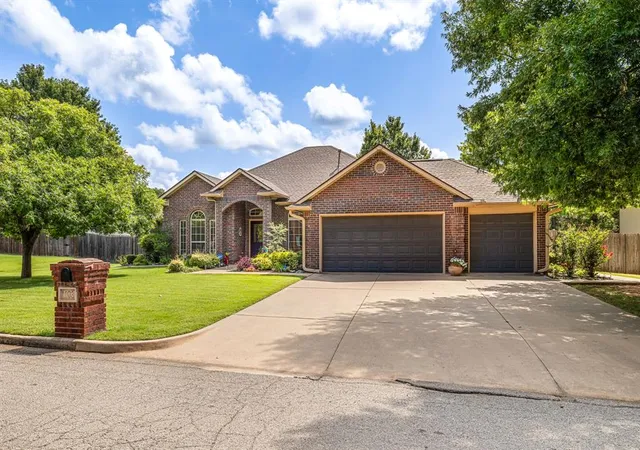 Single family home for sale at 1103 Woodbrook Dr, Purcell, OK 73080 | MLS# 1252728