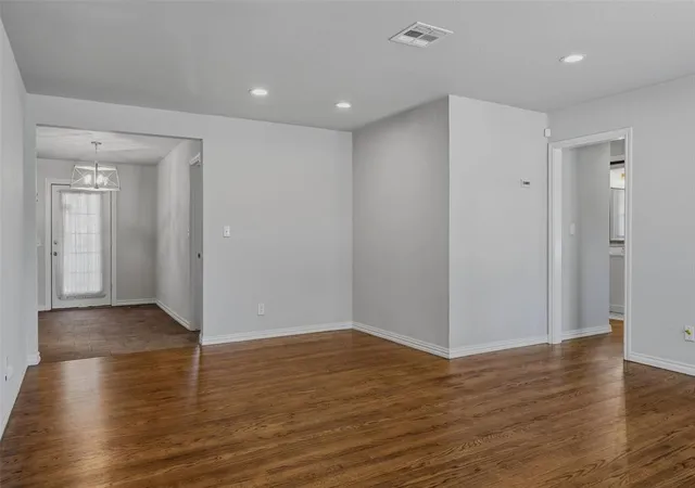 Photo 4 of Single family home for sale at 5006 N Harvey Pkwy, Oklahoma City, OK 73118 | MLS# 1252732 | Listing updated on 2026-10-11
