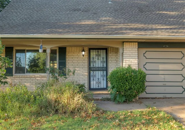 Photo 2 of Single family home for sale at 2220 NW 113th Street, Oklahoma City, OK 73120 | MLS# 1252747 | Listing updated on 2026-10-09
