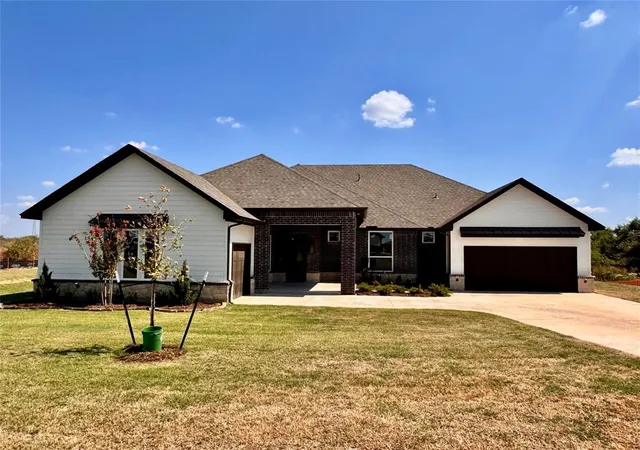 Photo 2 of Single family home for sale at 4000 Blue Ridge Ave, Norman, OK 73072 | MLS# 1252748 | Listing updated on 2026-10-09
