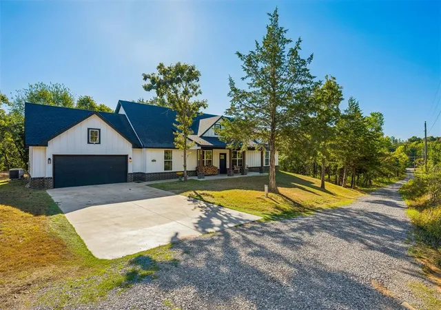 Photo 1 of Single family home for sale at 16315 Se 59th Street, Choctaw, OK 73020 | MLS# 1252762 | Listing updated on 2026-10-10