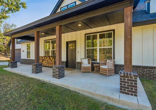 Photo 3 of Single family home for sale at 16315 Se 59th Street, Choctaw, OK 73020 | MLS# 1252762 | Listing updated on 2026-10-10