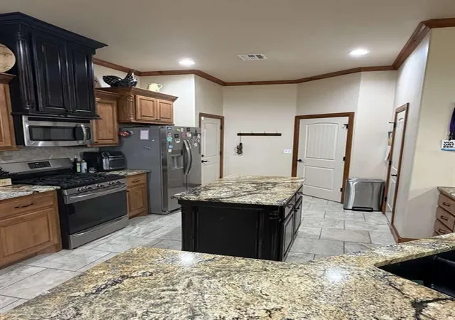 Photo 3 of Single family home for sale at 371 Bailey St, Blanchard, OK 73010 | MLS# 1252767 | Listing updated on 2026-10-13