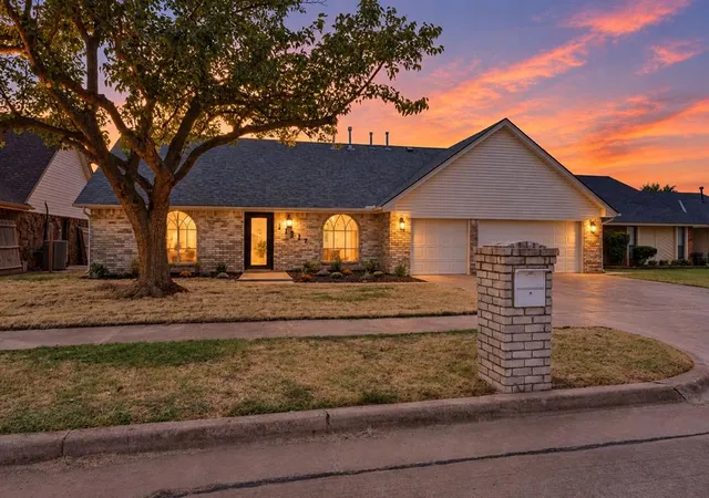 Single family home for sale at 11917 Shroyer Dr, Oklahoma City, OK 73170 | MLS# 1252783