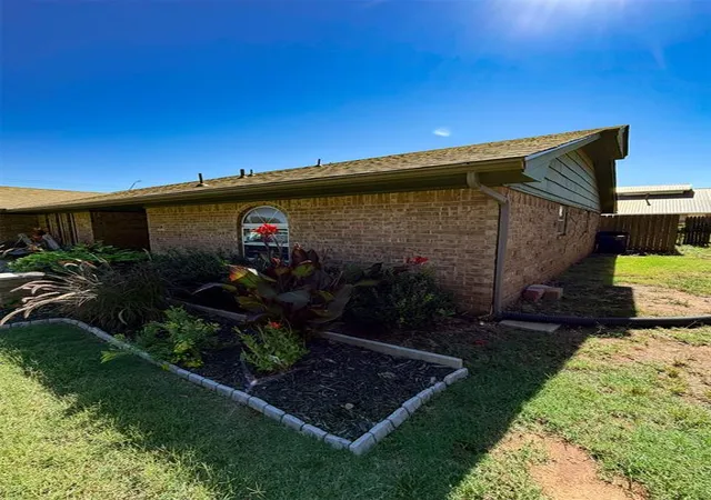 Photo 3 of Single family home for sale at 600 Tottingham Rd, Anadarko, OK 73005 | MLS# 1252796 | Listing updated on 2026-10-09