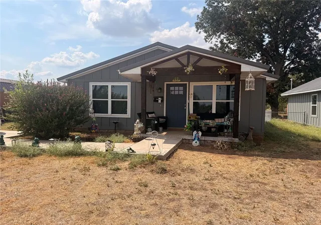 Photo 1 of Single family home for sale at 708 S Sheppard St, Chickasha, OK 73018 | MLS# 1252799 | Listing updated on 2026-10-08