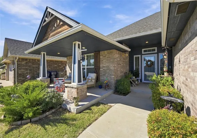 Photo 1 of Single family home for sale at 2213 Wheatheart Dr, Yukon, OK 73099 | MLS# 1252805 | Listing updated on 2026-10-09