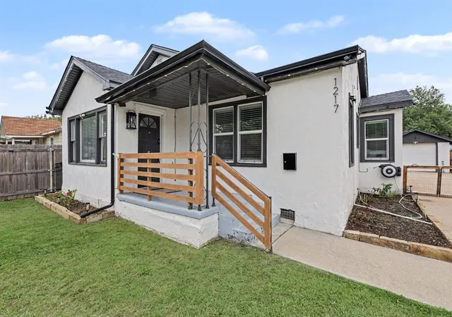 Photo 1 of Single family home for sale at 1217 Sw 23rd Street, Oklahoma City, OK 73109 | MLS# 1252812 | Listing updated on 2026-10-08