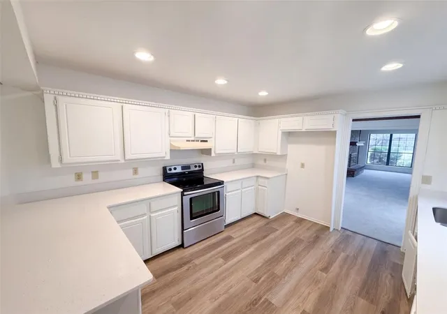 Photo 2 of Single family home for sale at 8405 Nw 109th Street, Oklahoma City, OK 73162 | MLS# 1252814 | Listing updated on 2026-10-09