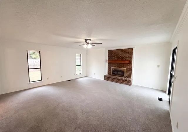 Photo 3 of Single family home for sale at 8405 NW 109th Street, Oklahoma City, OK 73162 | MLS# 1252814 | Listing updated on 2026-10-09