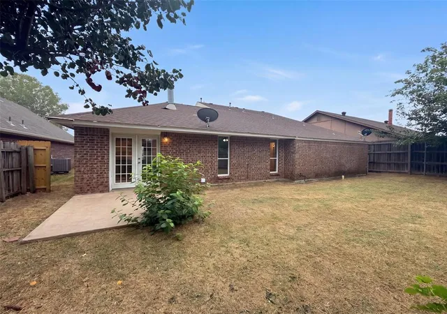 Photo 4 of Single family home for sale at 8405 NW 109th Street, Oklahoma City, OK 73162 | MLS# 1252814 | Listing updated on 2026-10-09