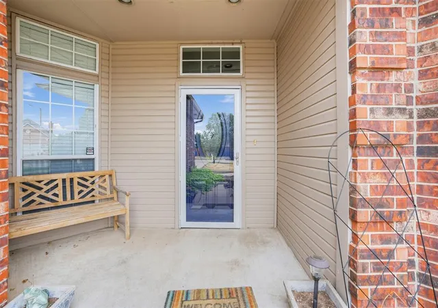 Photo 3 of Single family home for sale at 3908 Brunswick Ln, Norman, OK 73072 | MLS# 1252820 | Listing updated on 2026-10-08