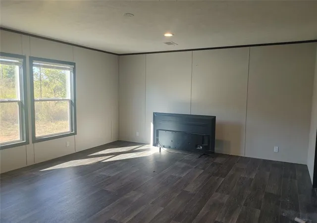Photo 1 of Single family home for sale at 4001 N Oak Grv Rd, Cushing, OK 74023 | MLS# 1252827 | Listing updated on 2026-10-22