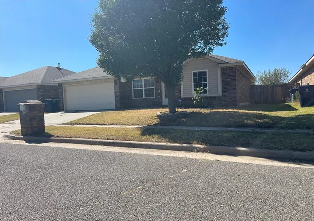Photo 3 of Single family home for sale at 8033 Erryn Ln, Oklahoma City, OK 73135 | MLS# 1252828 | Listing updated on 2026-10-08