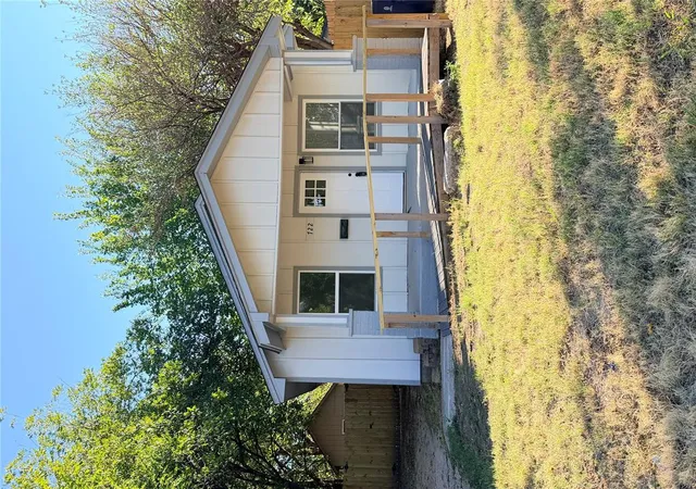 Photo 1 of Single family home for sale at 722 Sw 32nd Street, Oklahoma City, OK 73109 | MLS# 1252835 | Listing updated on 2026-10-10