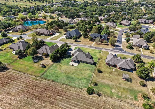 Photo 3 of Single family home for sale at 8606 Venezia Ln, Edmond, OK 73034 | MLS# 1252839 | Listing updated on 2026-10-08