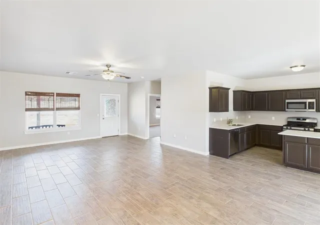Photo 3 of Single family home for sale at 11601 Split Oak Cir, Guthrie, OK 73044 | MLS# 1252843 | Listing updated on 2026-10-08