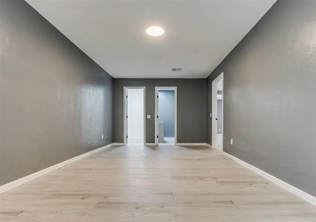 Photo 4 of Single family home for sale at 1305 Juniper Cir, Oklahoma City, OK 73110 | MLS# 1252849 | Listing updated on 2026-10-09