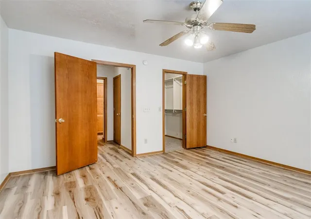 Photo 4 of Townhouse for sale at 13819 W Xing Way, Edmond, OK 73013 | MLS# 1252854 | Listing updated on 2026-10-09