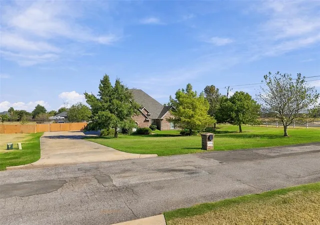 Photo 2 of Single family home for sale at 10300 Sundance Dr, Yukon, OK 73099 | MLS# 1252860 | Listing updated on 2026-10-09