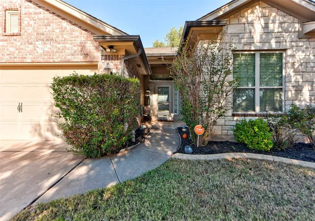 Photo 1 of Single family home for sale at 301 Partridge Run Rd, Yukon, OK 73099 | MLS# 1252862 | Listing updated on 2026-10-09