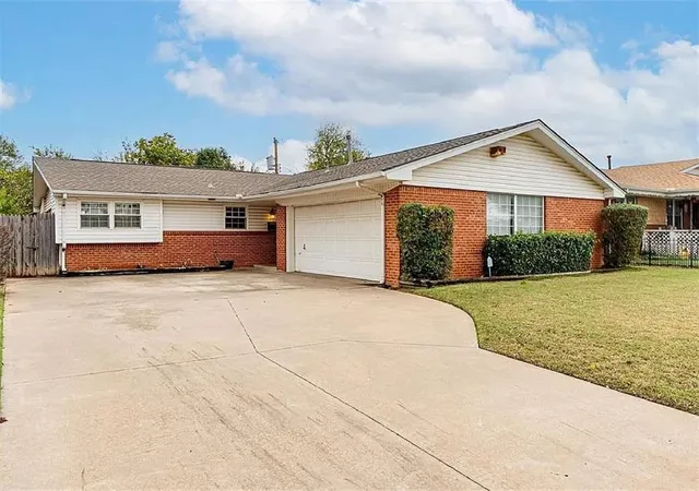 Single family home for sale at 2524 SW 66th Street, Oklahoma City, OK 73159 | MLS# 1252863