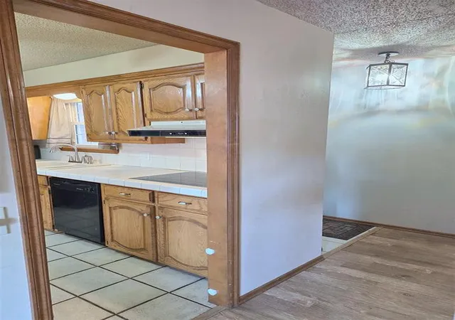 Photo 2 of Single family home for sale at 2524 Sw 66th Street, Oklahoma City, OK 73159 | MLS# 1252863 | Listing updated on 2026-10-10
