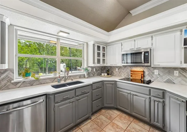Single family home for sale at 812 Summer Oaks Dr, Blanchard, OK 73010 | MLS# 1252864 | Listing updated on 2026-10-22