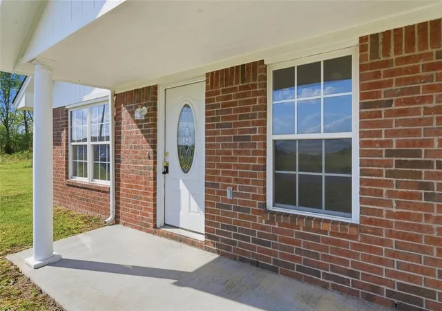 Photo 3 of Single family home for sale at 511 W Cemetery Rd, Oktaha, OK 74450 | MLS# 1252865 | Listing updated on 2026-10-09