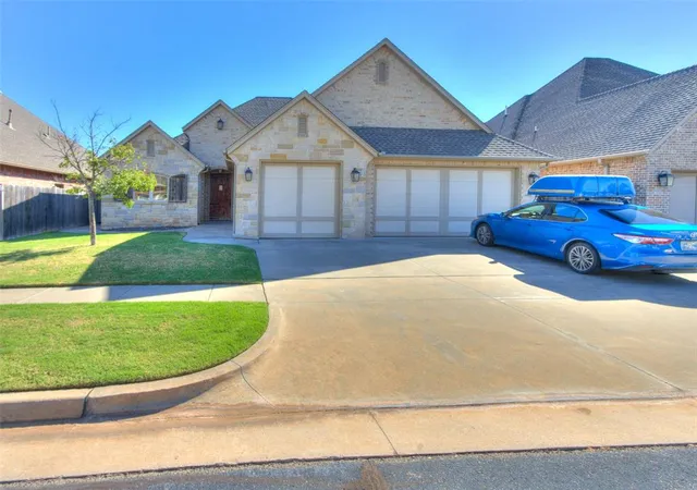 Photo 2 of Single family home for sale at 10324 Veneto Cir, Oklahoma City, OK 73120 | MLS# 1252870 | Listing updated on 2026-10-09